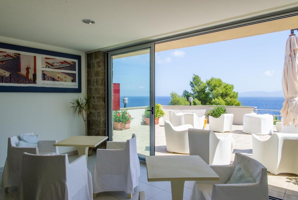 Hotel Arenella Giglio Porto Exteriör bild