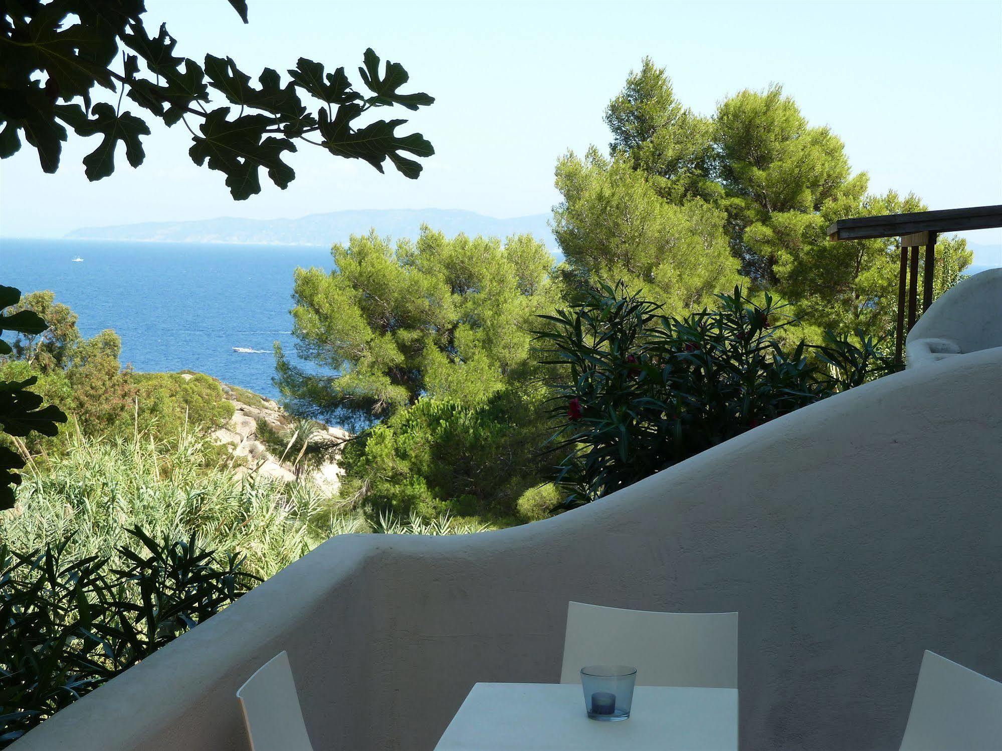 Hotel Arenella Giglio Porto Exteriör bild