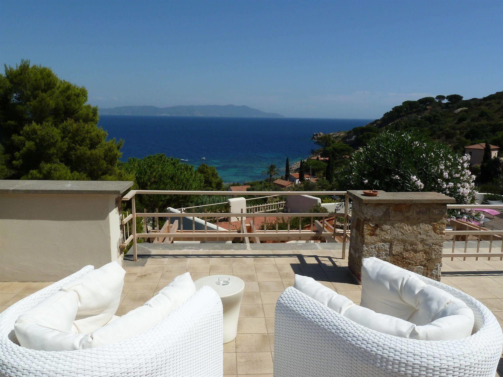 Hotel Arenella Giglio Porto Exteriör bild