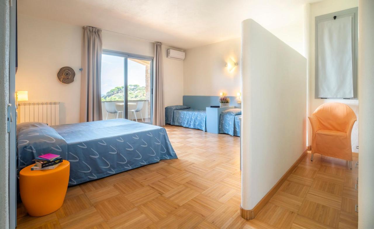 Hotel Arenella Giglio Porto Exteriör bild